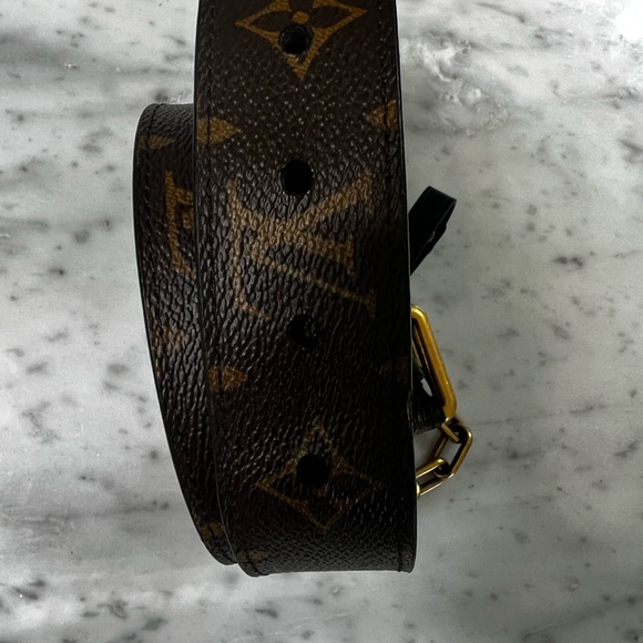 Louis Vuitton signature chain belt - Picture 9 of 11